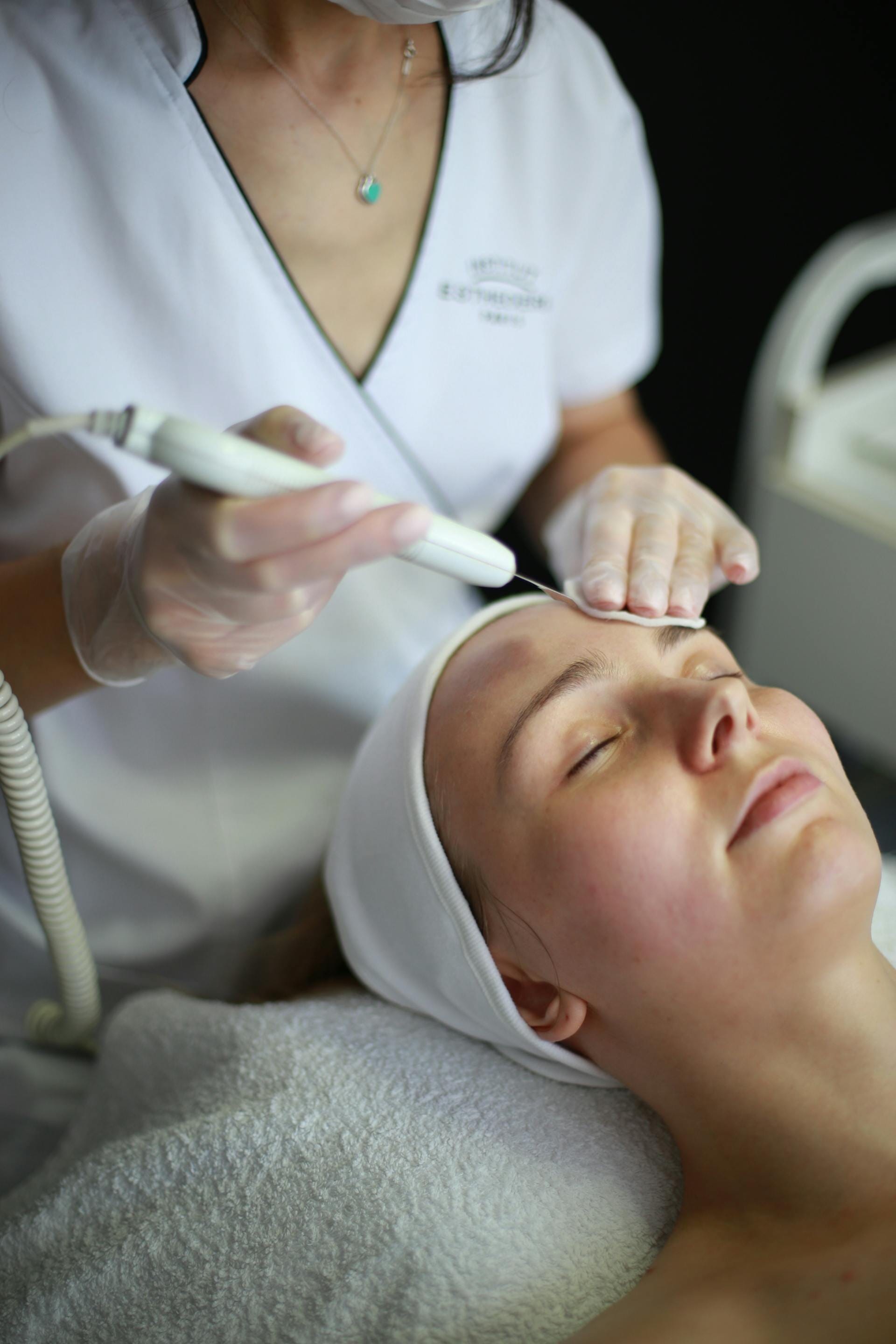 The Science Behind Youthful Skin: How Fillers Help Restore Volume
